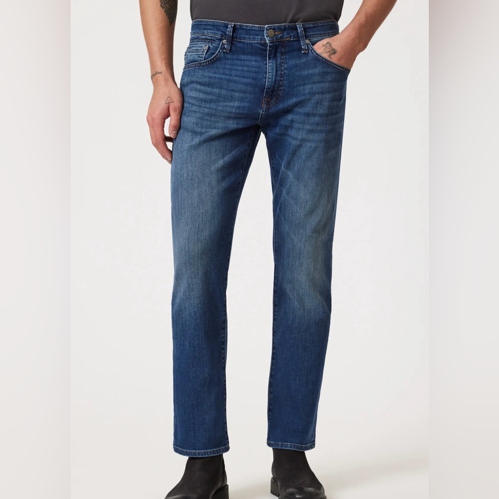 Mavi Zach Straight Leg Jeans
Regular Rise | Medium Dark Wash Size 33 Denim